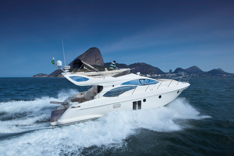 azimut-43-fly-02.jpg